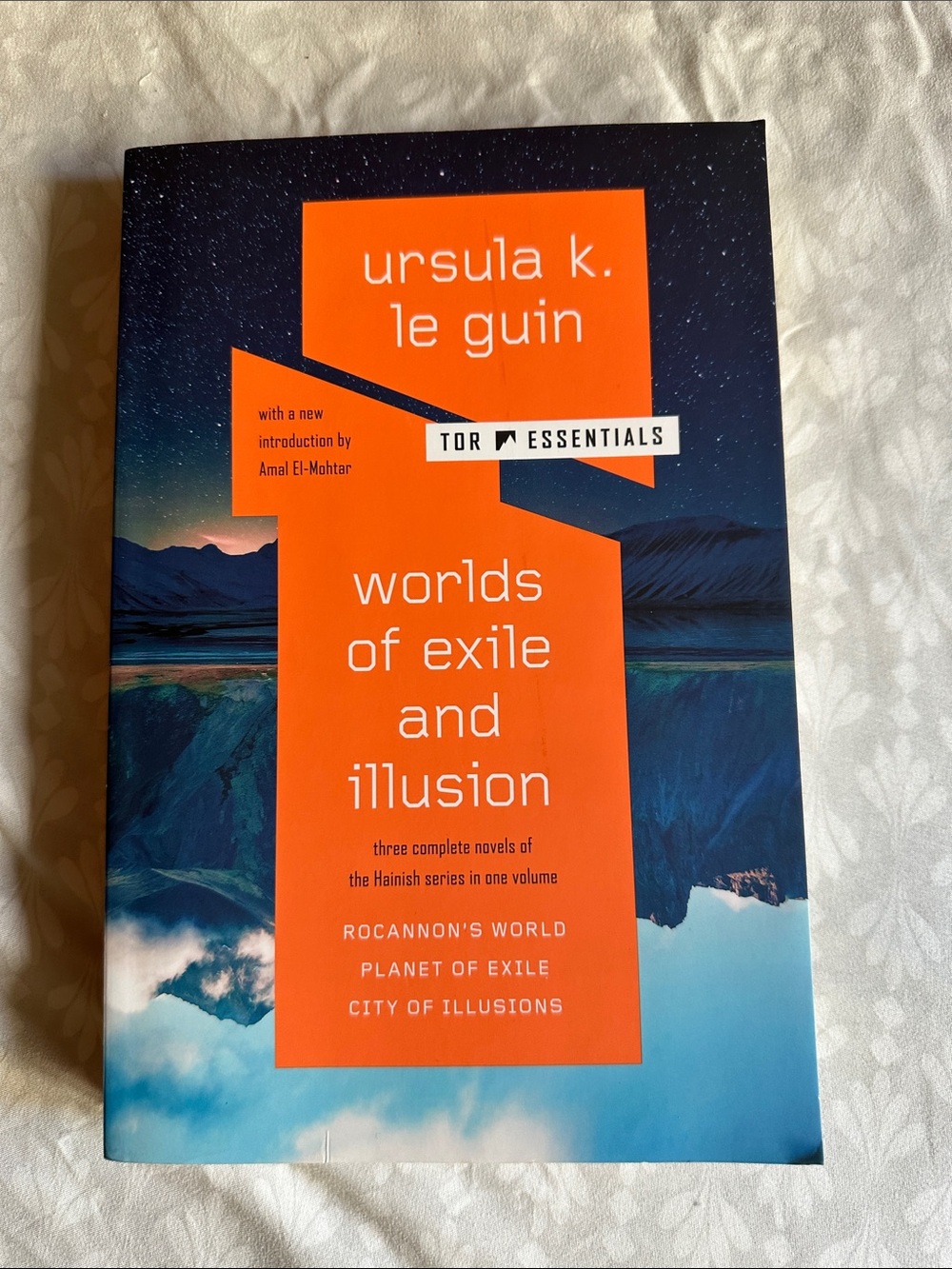 Worlds of Exile and Illusion,Three Complete Novels of the Hainish Series in One